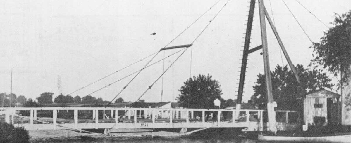 Boat with laundry hanging